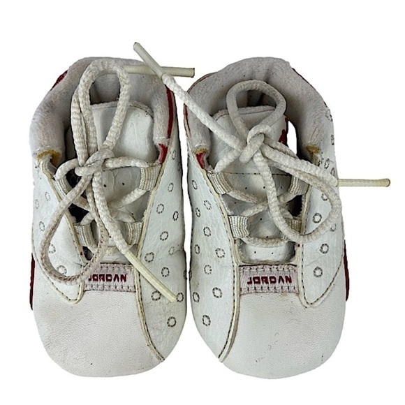 Nike Air Jordan’s Rare Vintage 2005 Baby Crib Booties Red White Size 2C - Picture 1 of 8